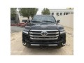 2020-toyota-land-cruiser-vxr-small-1