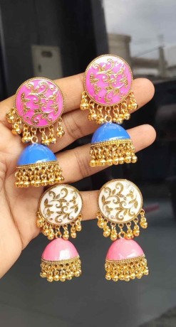 antique-style-beautiful-earrings-for-sale-big-0