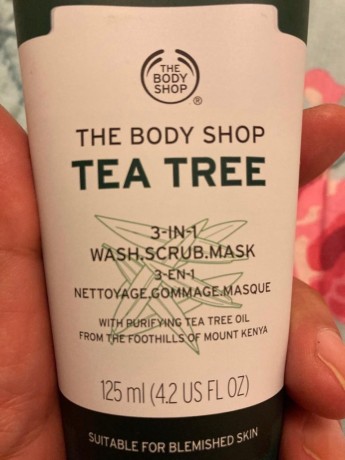 the-body-shop-tea-tree-3-in-1-wash-scrub-mask-big-1