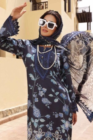 beautiful-pakistani-branded-dress-for-sale-big-1