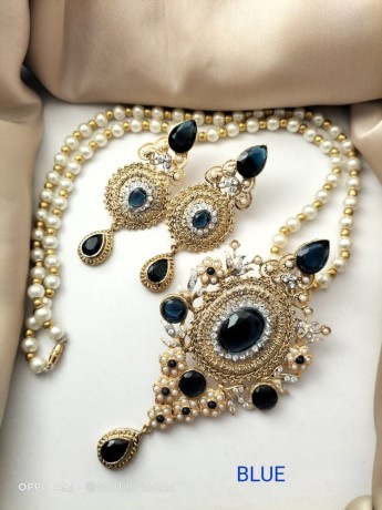 beautiful-elegant-party-ware-jewelry-set-for-sale-big-1
