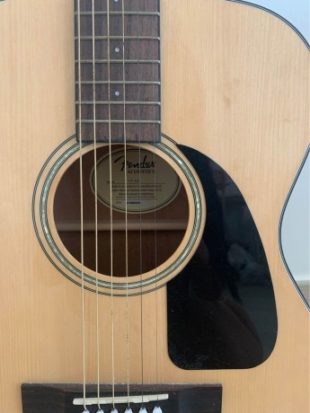 guitar-in-perfect-condition-guitar-bag-included-big-2