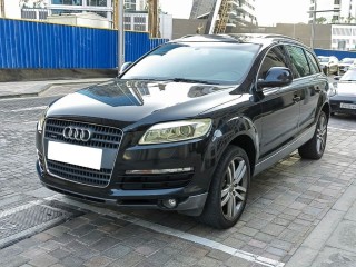 2008 Audi Q7 Quattro 3.6L GCC Specs top of the line