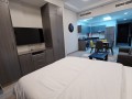 studio-1-bath-apartmentcondo-small-0