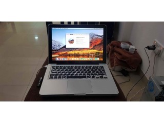 Macbook pro 2011, i7 processor laptop