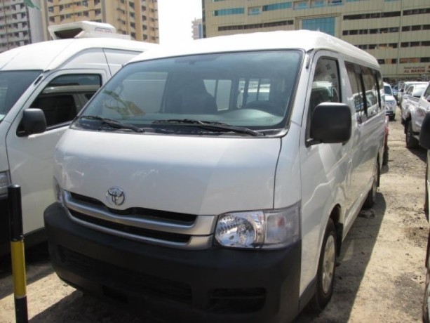 2008-toyota-hiace-minibus-for-sale-white-big-0