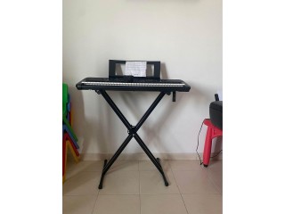 Electronic org piano ( keyboard) in excellent condition