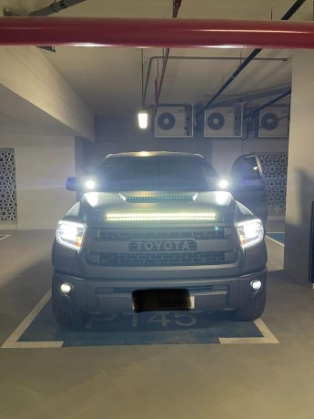 toyota-tundra-2018-big-1