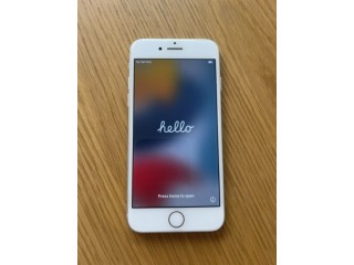 Apple iPhone 7 - 32GB - Silver