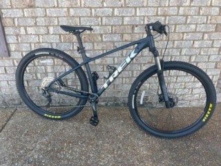 2022 Trek Marlin 7 M/L