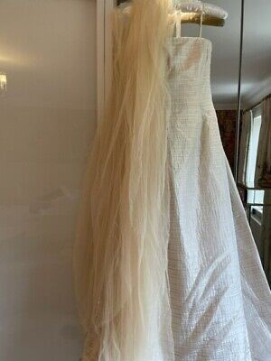 exquisite-hand-made-couture-silk-neil-cunningham-wedding-dress-for-sale-big-0