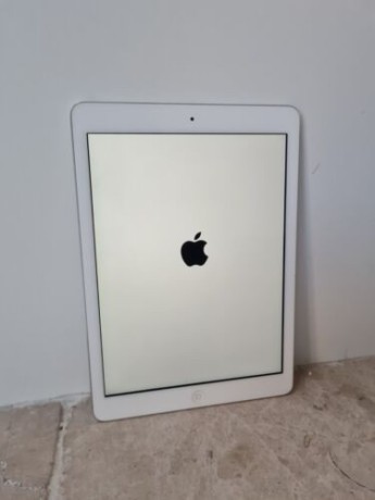 apple-ipad-air-1st-generation-32gb-white-2013-big-0