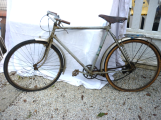 Antique 1940 Peugeot Old Bike Bike