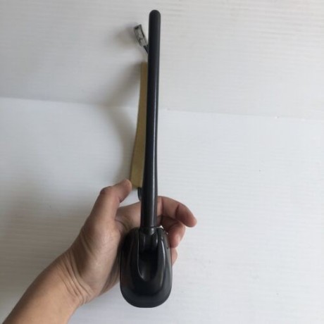 short-black-antenna-mast-radio-amfm-nissan-big-1