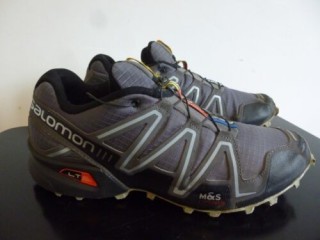 Mens Salomon shoes, size 9.5, RRP  130