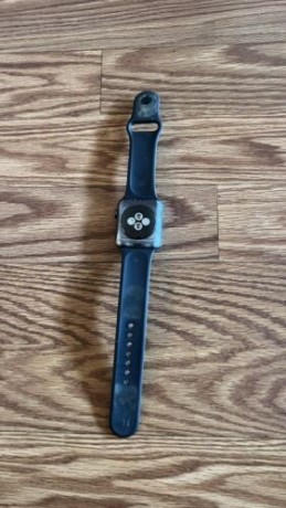 apple-watch-series-3-42mm-black-gps-cellular-very-good-big-0