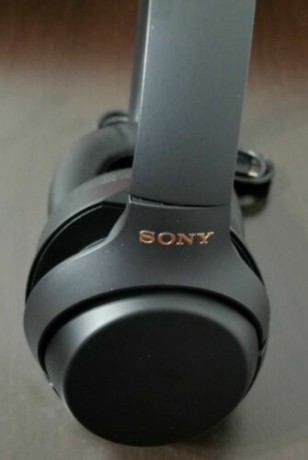 sony-wh-1000xm4-wireless-noise-headphones-big-0