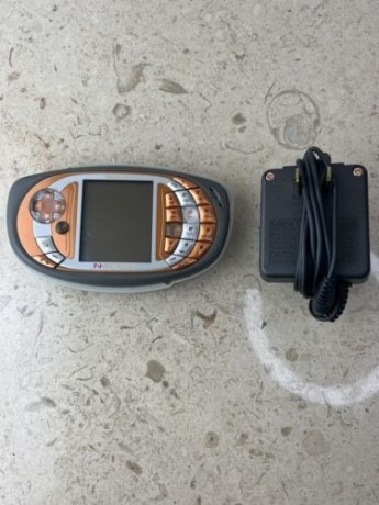 nokia-n-gage-qd-gold-edition-prototype-big-0