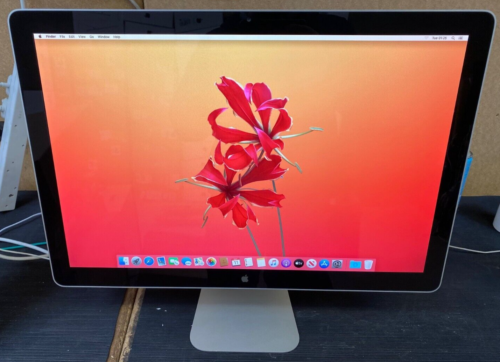 apple-24-cinema-display-led-a1267-1920x1200-mini-display-monitor-working-big-0