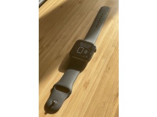 Apple Watch Series 5 GPS Cellular 44mm Space Grey