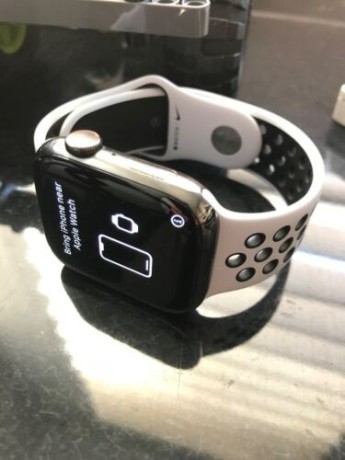 black-stainless-steel-apple-watch-series-7-45mm-big-1