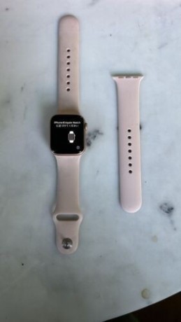 apple-watch-series-6-40mm-gold-gps-cellular-big-0