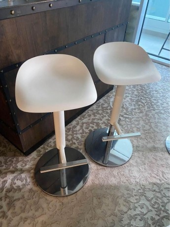 set-of-2-bar-stools-big-0