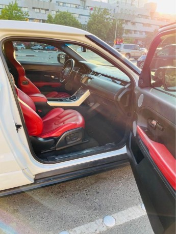 range-rover-evoque-model-2012-big-4