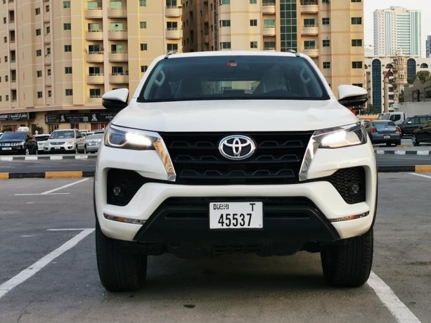 toyota-fortuner-2021-gcc-gxr-single-hand-big-0