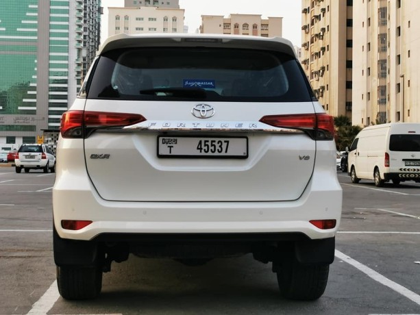 toyota-fortuner-2021-gcc-gxr-single-hand-big-2