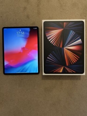 apple-ipad-pro-129-inch-5th-gen-128gb-cellular-wi-fi-in-space-grey-big-0