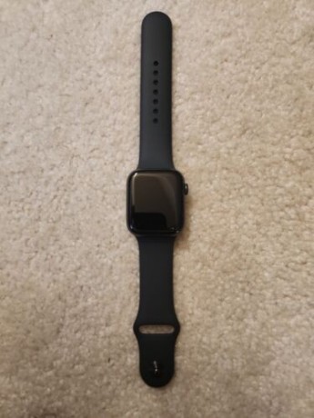 apple-watch-series-6-gps-lte-44mm-space-gray-aluminum-case-black-sport-band-big-0