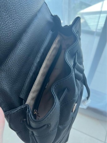 guess-backpack-big-2