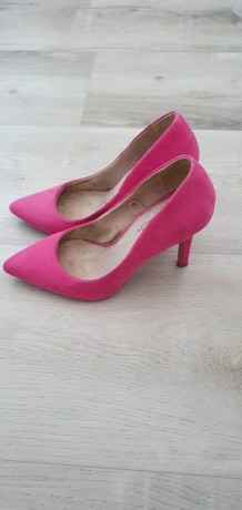 shoes-lady-size-37-kids-size-21-big-4