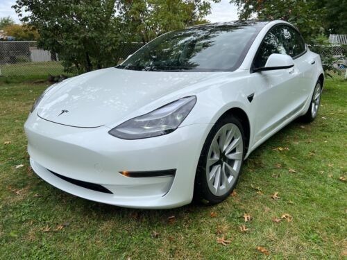 2022-tesla-model-3-big-0