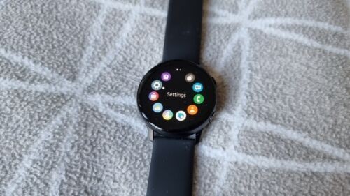 samsung-galaxy-active-smart-watch-sm-r500-big-1