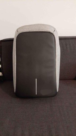 anti-theft-backpack-like-new-big-0