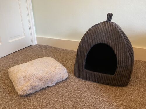 pets-at-home-igloo-cat-bed-wwashable-cushion-hardly-used-big-2