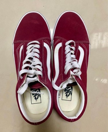 maroon-vans-shoes-big-4