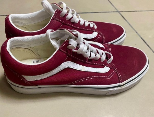 maroon-vans-shoes-big-3