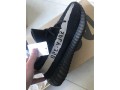 adidas-yeezy-350-v2-oreo-size-43-small-0