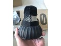adidas-yeezy-350-v2-oreo-size-43-small-4