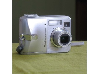 Kodak EasyShare C330 Digital Camera 4.0 Mega Pixels