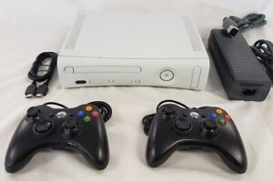 microsoft-xbox-360-core-matte-white-video-game-console-big-0