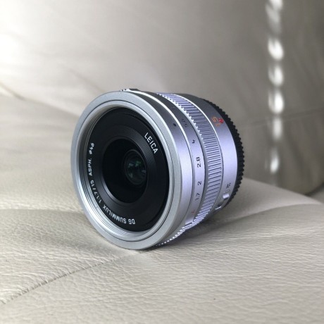 panasonic-leica-dg-summilux-15-mm-f17-asph-silver-hx-015-aspherical-lens-mft-big-0