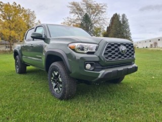 2022 Toyota Tacoma TRD Off-Road