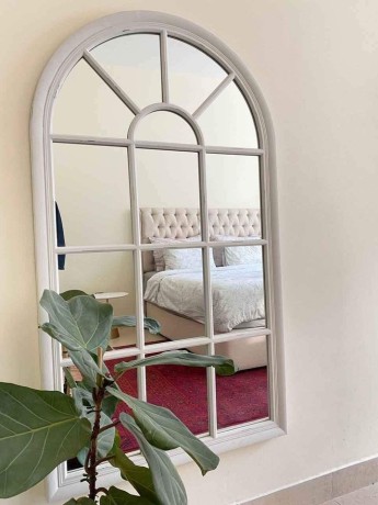 retro-arched-window-mirro-big-2