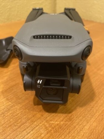 brand-new-dji-mavic-3-drone-quadcopter-foldable-professional-drone-big-2