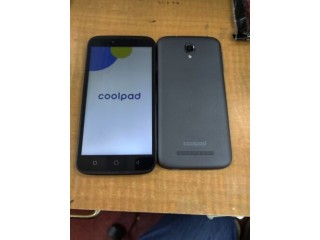 COOLPAD Canvas CP3636A 4G TracFone simple mobile lot of 2 phones