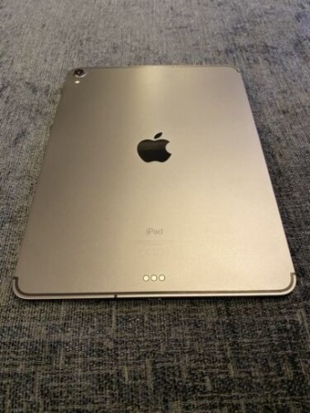 2018-apple-ipad-pro-11-inch-wi-fi-cellular-64gb-in-space-grey-big-1